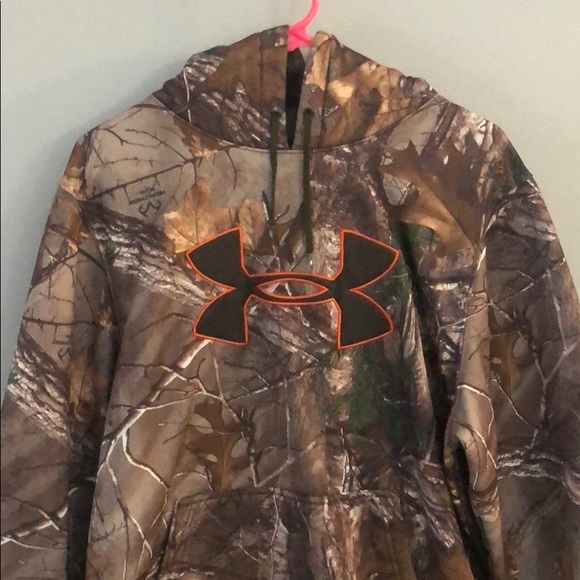 Under Armour Other - Camo under armour hoodie